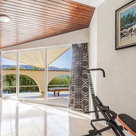 Galapagus Privat Beach & Boat Dock Lejlighed Metajna Eksteriør billede
